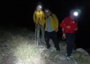 Rescatados en buen estado dos senderistas burgaleses que no podían continuar una ruta en Los Collados del Asón