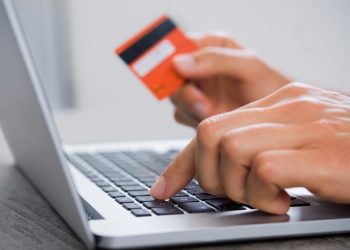 Cantabria se suma a la campaña del INCIBE contra los anuncios falsos en internet