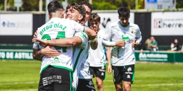 El hat-trick de Mascaró lidera la victoria del Rayo Cantabria ante el Atlético Astorga