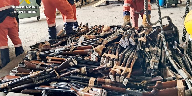 La Guardia Civil destruye en Cantabria más de 1.300 armas dentro del plan de control de armamento