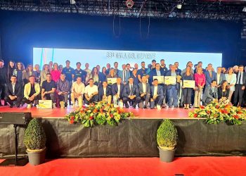 Mohamed Attaoui recibe el premio al mejor deportista de Torrelavega en 2025
