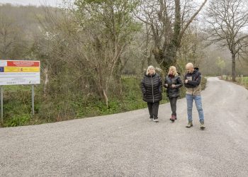 Desarrollo Rural mejora caminos en Los Tojos e impulsa una instalación fotovoltaica en Llano Castrillo