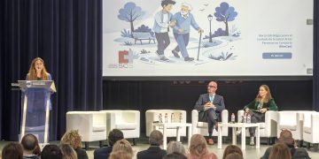  Cantabria impulsa el proceso para situar los cuidados en el centro del sistema de atención social