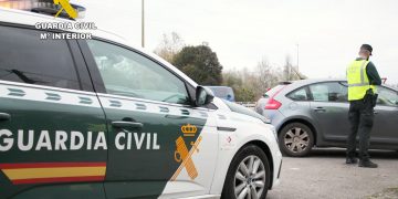 Investigada una joven por un robo con fuerza en un chalet en construcción en Polanco y por usar matrículas falsas