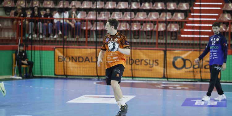 Oswaldo Maestro pondrá fin a su etapa en el Bathco Torrelavega tras cuatro temporadas