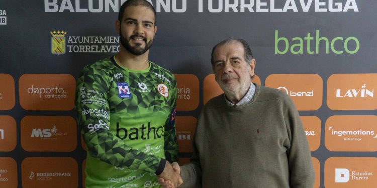 El Bathco Torrelavega incorpora al brasileño Rangel Luan y completa su portería