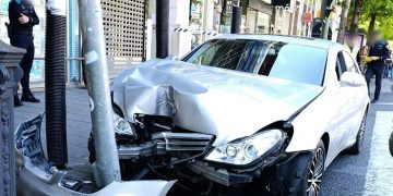 Un coche se sale de la vía y arrolla a tres mujeres