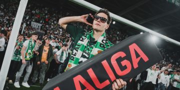 El Racing llora, Cantabria grita: 14 años después el club vuelve a Primera División