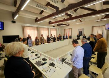 El Pleno de Torrelavega aprueba pedir al Gobierno de Cantabria el refuerzo urgente del servicio de Anatomía Patológica de Sierrallana