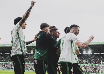 El Racing llora, Cantabria grita: 14 años después el club vuelve a Primera División