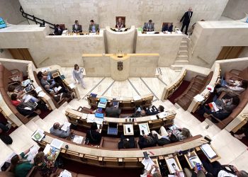 El Parlamento de Cantabria da luz verde a la reforma de la Ley de Policía Local y a una nueva ley de Patrimonio Cultural