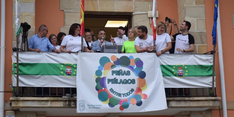 Renedo abre este miércoles las fiestas de San Antonio con el desfile de cerca de 1.800 peñistas