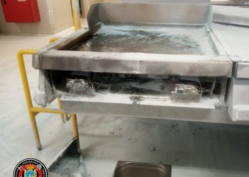 Un incendio en las cocinas del Hospital Valdecilla provoca la evacuación de la zona sin causar heridos