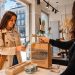 Cantabria llama a un consumo responsable para frenar la falsificación y la piratería en el comercio local