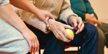 Cantabria acusa al Gobierno central de presentar como avance una financiación insuficiente de la dependencia