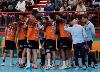 Bathco BM Torrelavega pide la plaza invitada para la EHF European League