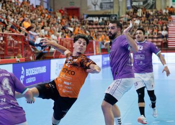 Bathco BM Torrelavega vence a SANICENTRO BM Guadalajara por 39-31 en una jornada de despedidas