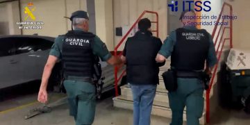 La Guardia Civil detiene a tres personas por una red de explotación laboral con víctimas en Cantabria, Asturias y País Vasco