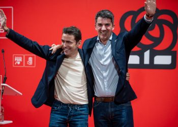 Pedro Casares y Daniel Fernández, proclamados candidatos del PSOE a la Presidencia de Cantabria y la Alcaldía de Santander