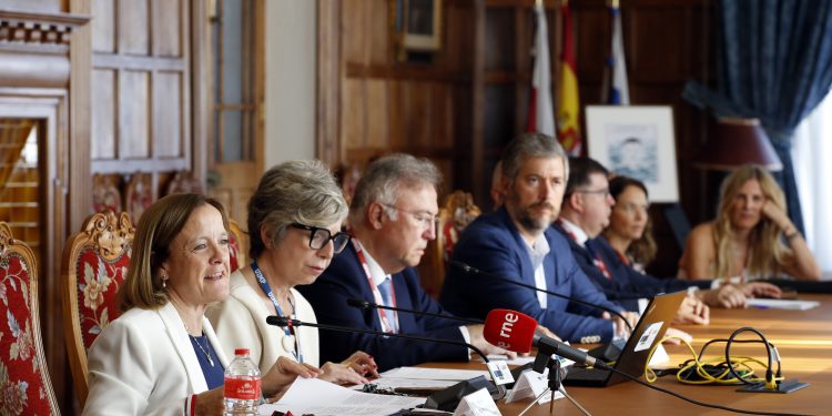 Urrutia defiende que la simplificación administrativa “ya no es una opción” y apuesta por un cambio “sin marcha atrás”