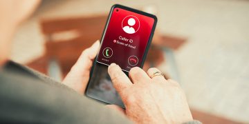 Consumo advierte del auge de las estafas telefónicas con suplantación de números para engañar a los ciudadanos