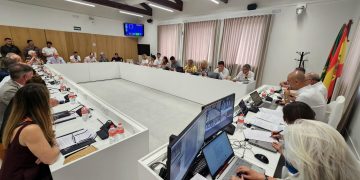 Torrelavega exige al Gobierno de Cantabria que no elimine las aulas de 2 años y blindaje escolar para los más pequeños