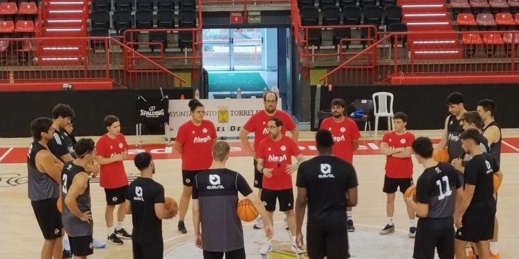 El Alega echa a andar la pretemporada con la mirada puesta en el play-off de ascenso a la ACB