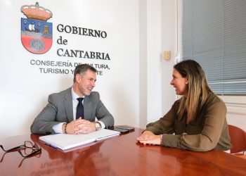 El Gobierno de Cantabria licita por más de 400.000 euros la construcción de un mirador frente a la playa de Trengandín