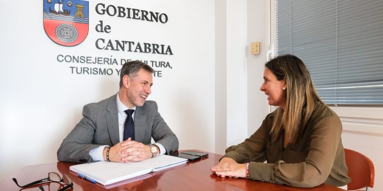 El Gobierno de Cantabria licita por más de 400.000 euros la construcción de un mirador frente a la playa de Trengandín
