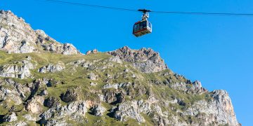Cantabria cierra un verano «de récord» con un 90% de ocupación hotelera y 344.686 visitantes en las instalaciones de Cantur
